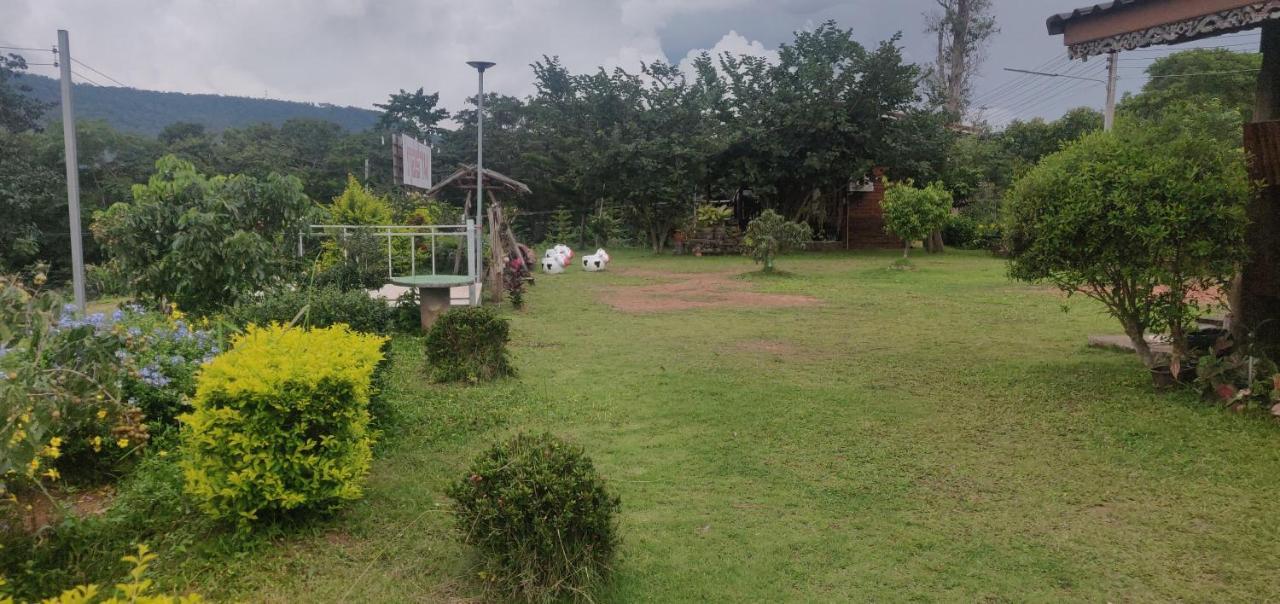 Phu Aram Khao Kho Resort Exterior photo