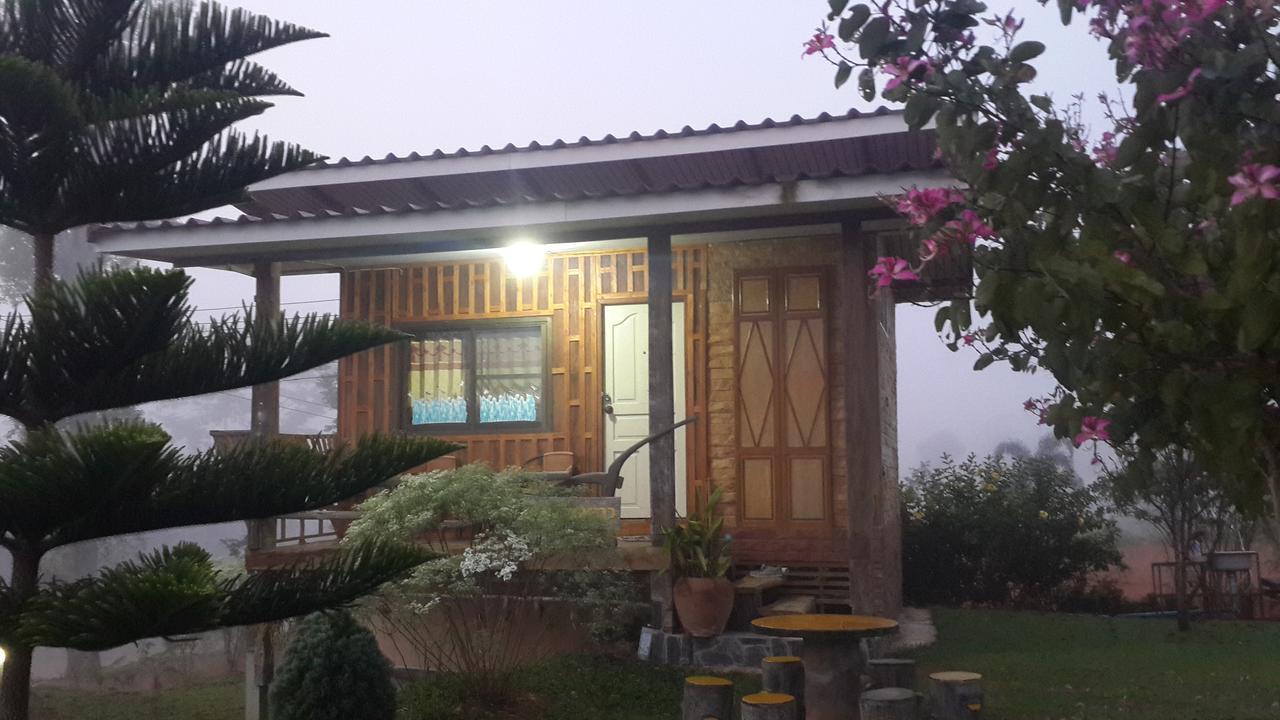 Phu Aram Khao Kho Resort Exterior photo